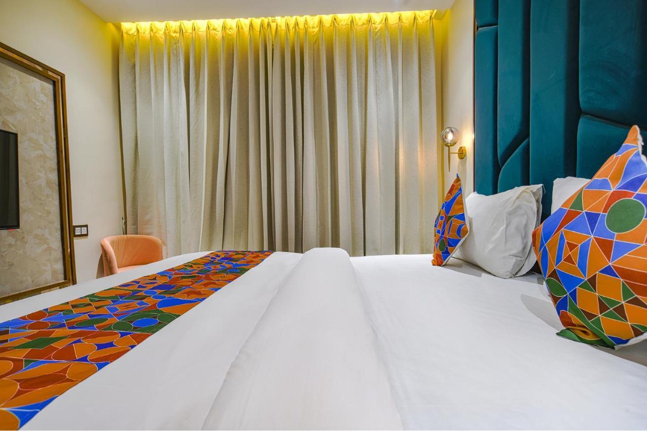 Fabhotel Benchmark อินดอร์ ภายนอก รูปภาพ